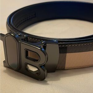 Perfect Gift for Valentine’s Day. Size 42 leather belt.